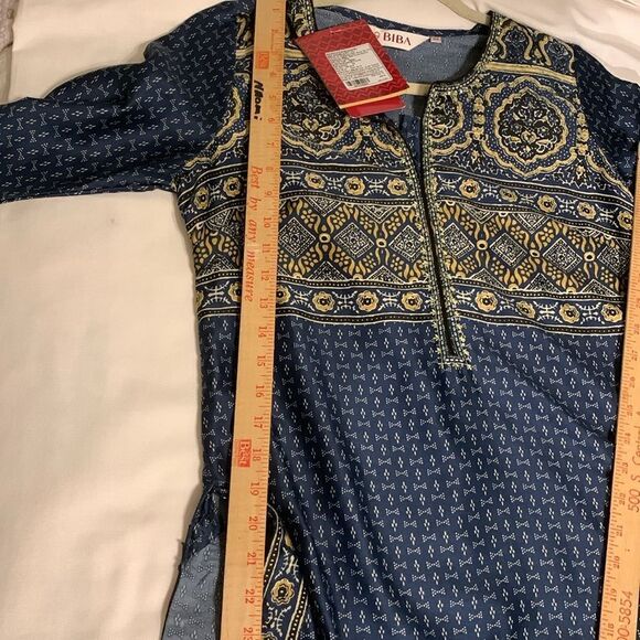BIBA Indian Ethnic wear Kurta NWT.  Sz 34 (photo sizing) multicolor/open sides - Picture 10 of 12